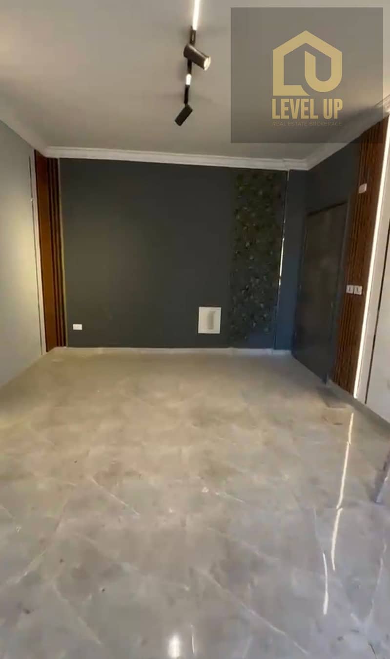 8 1000133665. jpg