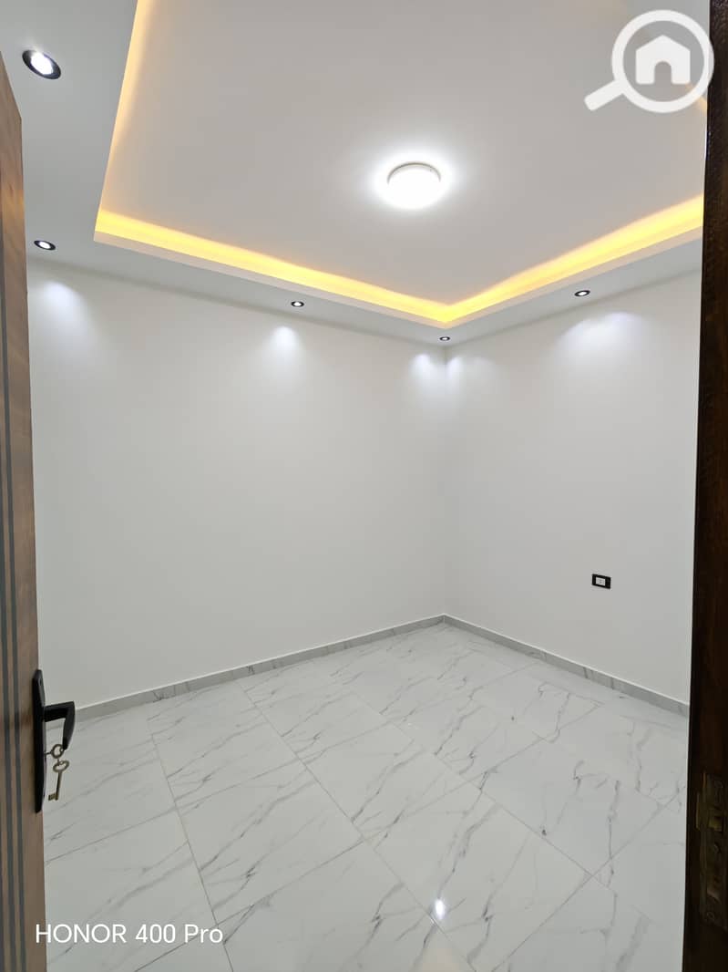 7 208693. jpg