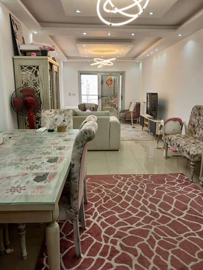 3 Bedroom Flat for Sale in Stanley, Alexandria - استانلي