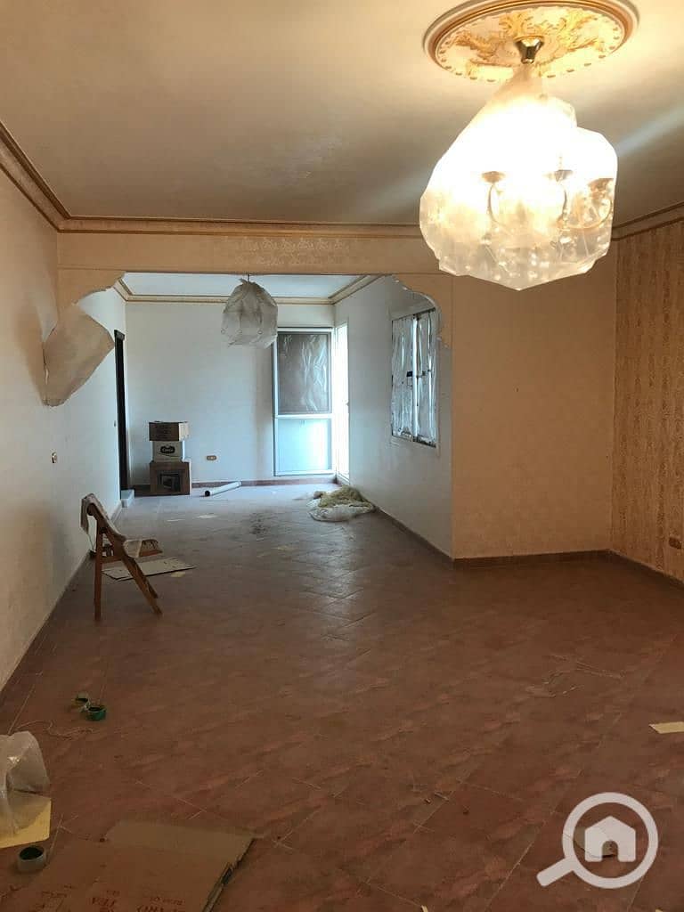 Apartment for sale in a compound in Hadayek El Mohandeseen - Widok 3