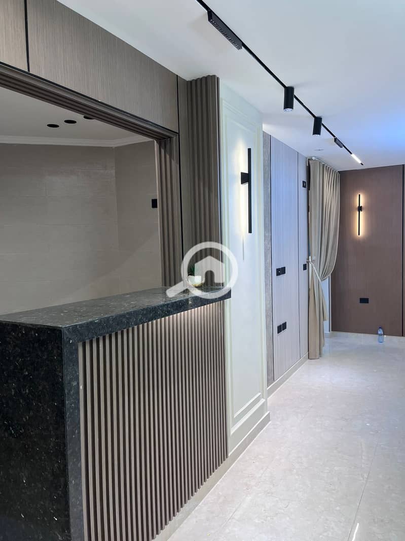 150m ultra super lux apartment, brand new, never lived in, at Safwa Al-Andalus compound – pohled 5