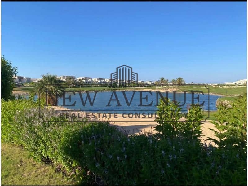 Best price for fully finished chalet golf and pool view prime location with installments for sale in Hacienda Bay - North coast - Aanzicht 3