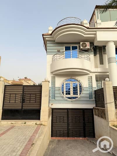 2 Bedroom Flat for Rent in Sheikh Zayed, Giza - WhatsApp Image 2026-07-14 at 12.22. 23 AM (2). jpeg 2 Bedroom Flat for Rent in Sheikh Zayed, Giza - WhatsApp Image 2026-07-14 at 12.22. 23 AM (2). jpeg