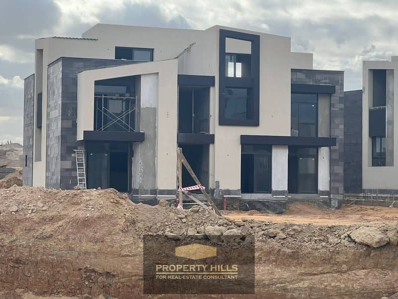Townhouse inside one of the best projects by الأهلي صبور in West Cairo, this is one of the last available units within Keeva at a prime location and at a price that is hard to replicate. - Aanzicht 5