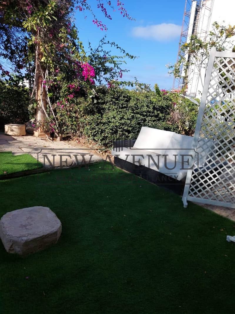 Own a fully furnished Senior Ground chalet with private cabana in Hacienda Red Featuring premium finishes and a luxurious seaside lifestyle – pohled 3