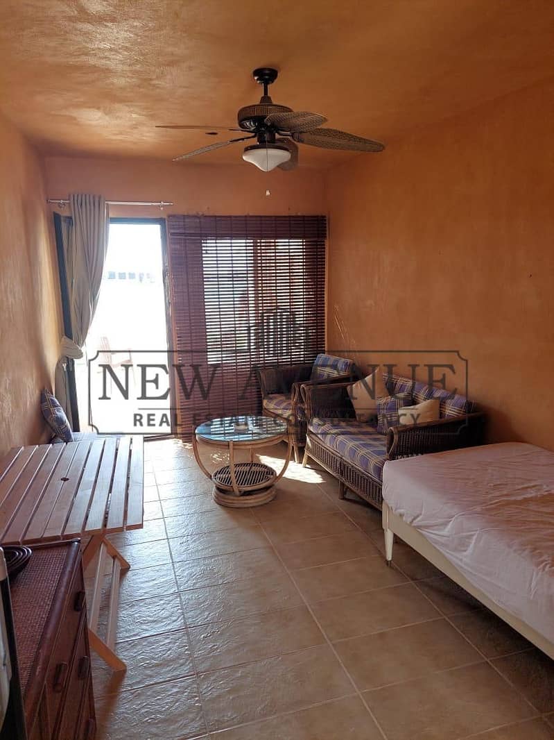 Own a fully furnished Senior Ground chalet with private cabana in Hacienda Red Featuring premium finishes and a luxurious seaside lifestyle – pohled 6