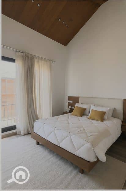 8 bedroom_original_natural_v2. png