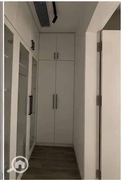 12 corridor_comfortable_natural_v2. png