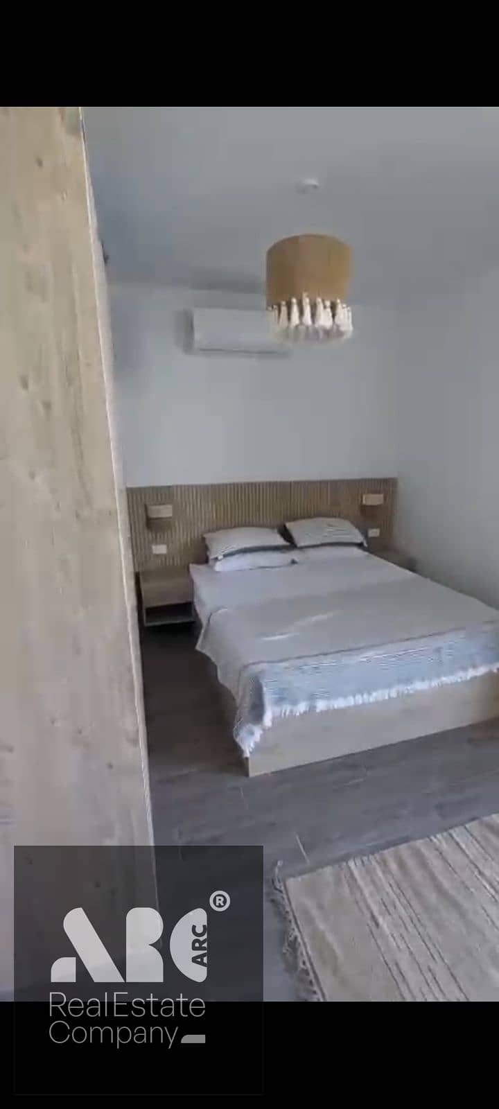 11 1000462347. png