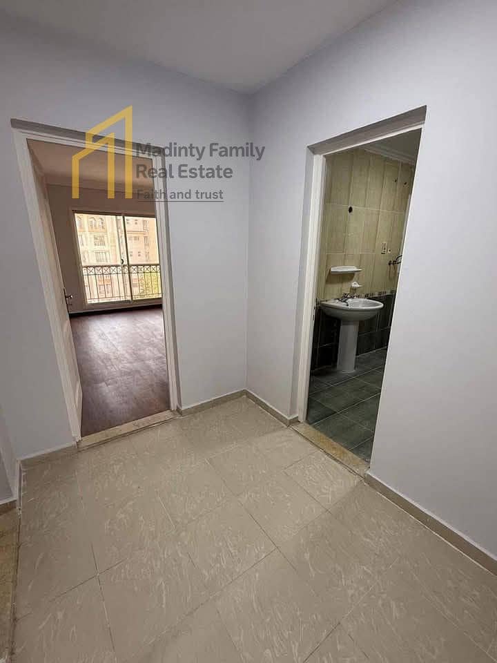 6 192fa49b-7712-4bd6-ad9c-b115554daa31. jpg