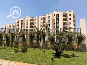 Resale APT with special price for sale , fully finished & RTM , in compound Bliss Gate - Bilde 2