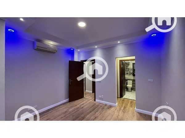 4 UxGjU8S81daYTUSU6hib5QRe2Lu6G8nd0bay4QHK. jpg