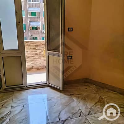 3 Bedroom Flat for Sale in Moharam Bik, Alexandria - 4. jpg