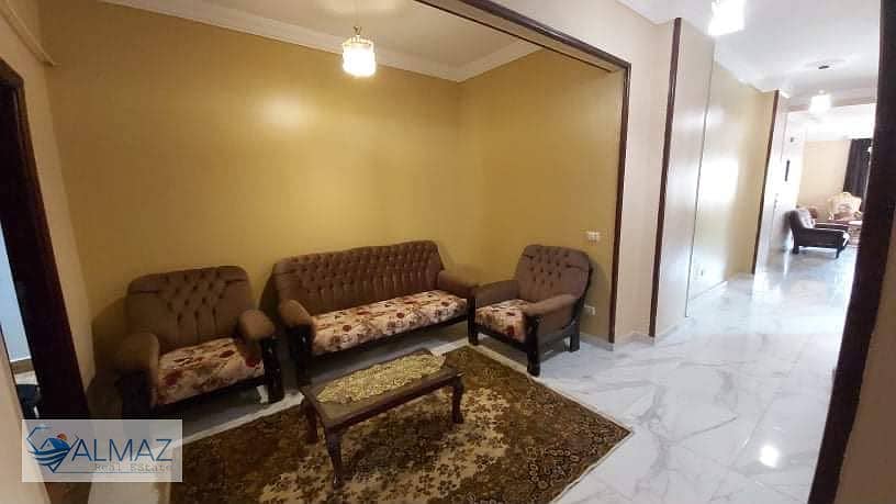 A fully furnished, high-end apartment available for immediate occupancy in Neighborhood 11, in the heart of the First Settlement. It boasts a prime, s - Vista 4
