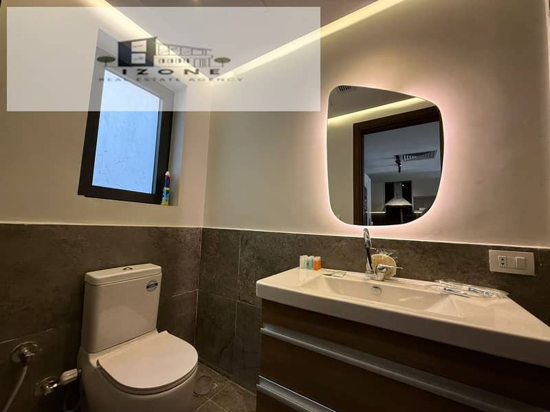 12 f670e567-9d52-46aa-ae8f-a657e2e03571. jpeg