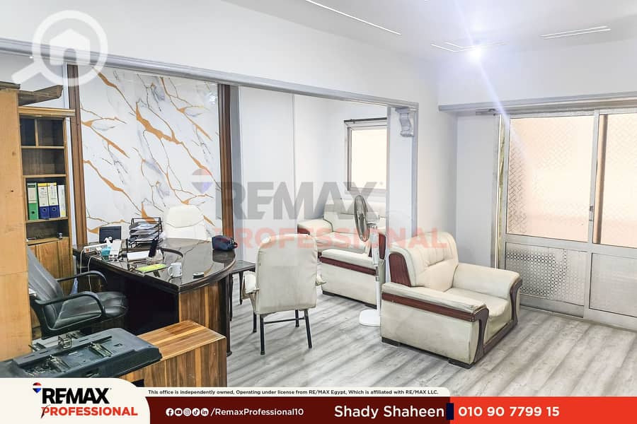 Licensed Duplex Open Street View for Sale in Miami - Bild 4