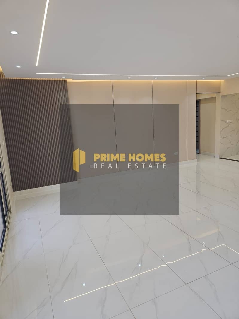 Apartment for sale in Al-Khamail, 3 rooms, double view, ultra super lux finishing - Bild 6