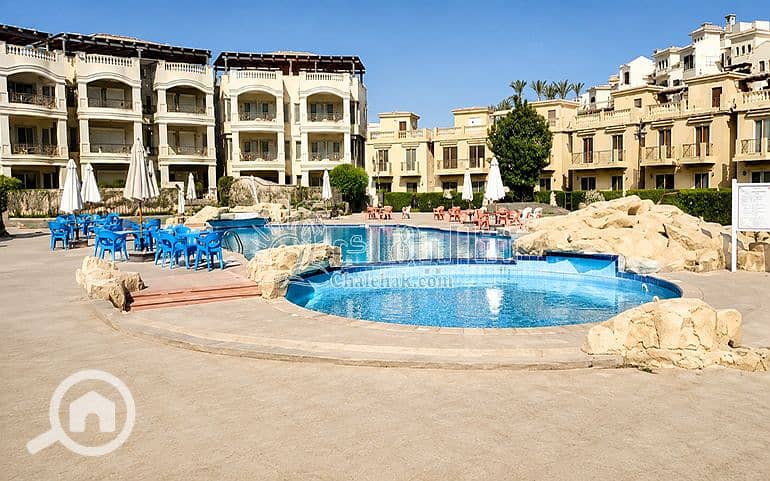 2 للبيع-شاليه-ف-قرية-سانتا-كلوز-العين-السخنة-chalet-for-sale-separate-santa-close-resort-ain-sokhna- (1). jpg