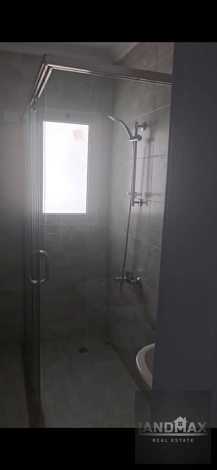 11 587ded4e-fe13-47d6-9ca5-311dbcd20ed0. jpg