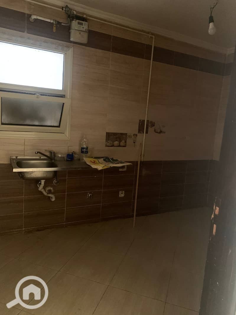 For sale, an apartment in Dar Misr Compound, Al-Qarnfal, New Cairo, close to Al-Rehab, the Eastern Market, the Attorney General's office, and New Cairo Security Directorate. - Vista 6