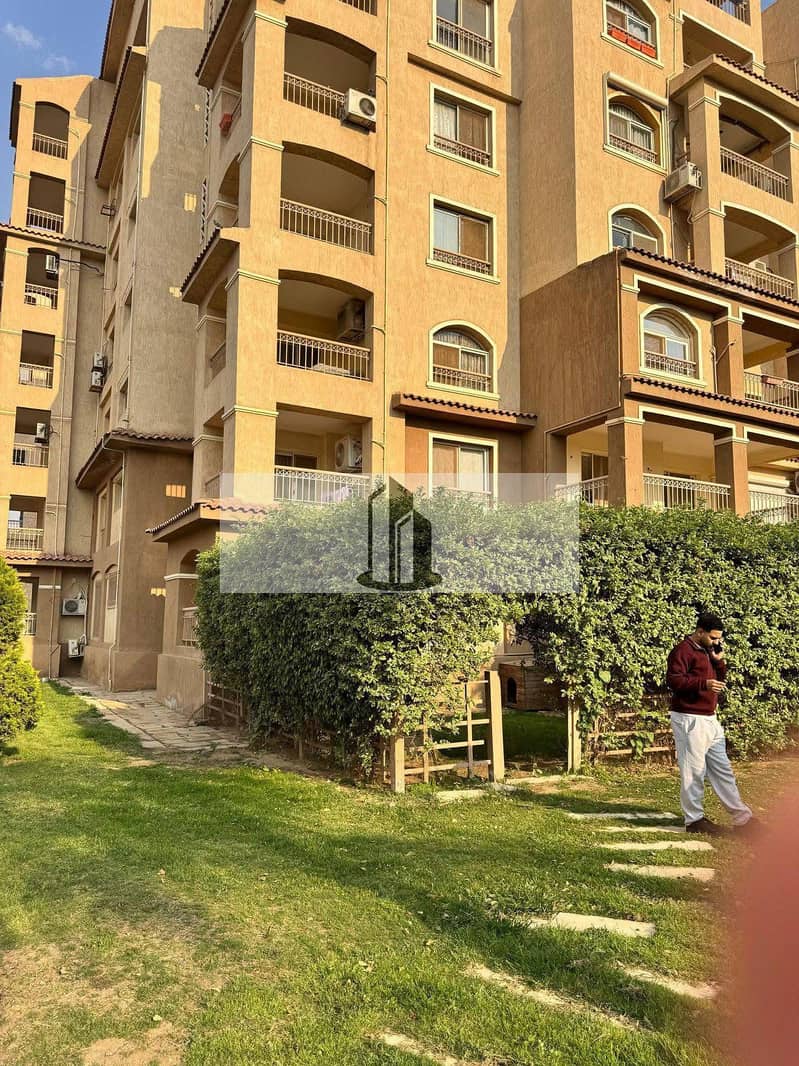 15 db3d9da8-b141-4d53-9f77-67014f87ce6d. jpg
