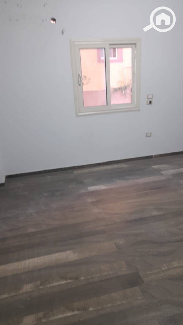 5 1000775412. jpg