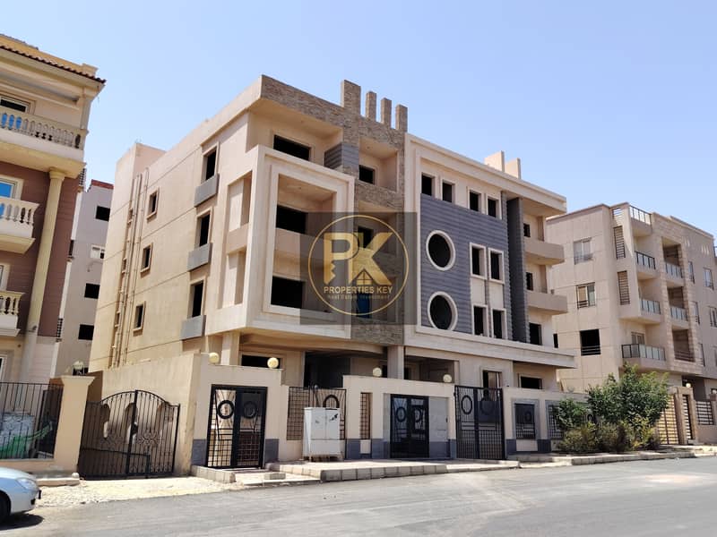 Al Andalus 2 - Directly on Main Road, in front of Katameya Dunes Compound - Vista 5