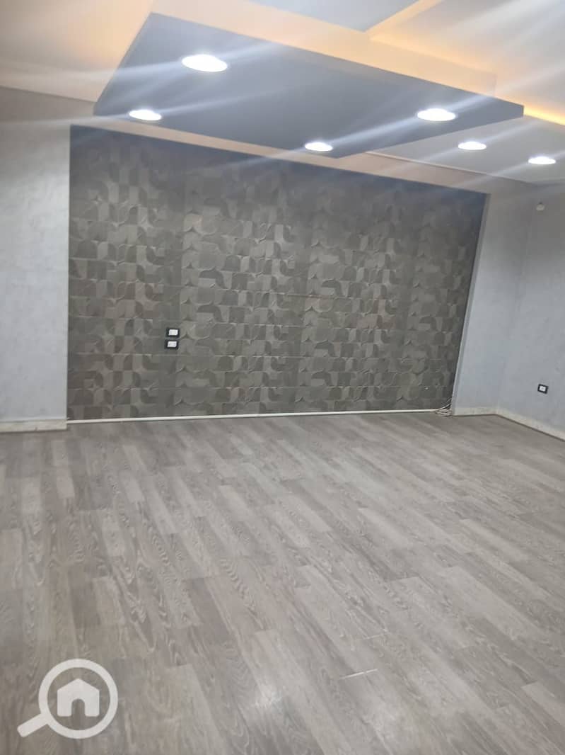 3 1000352303. jpg