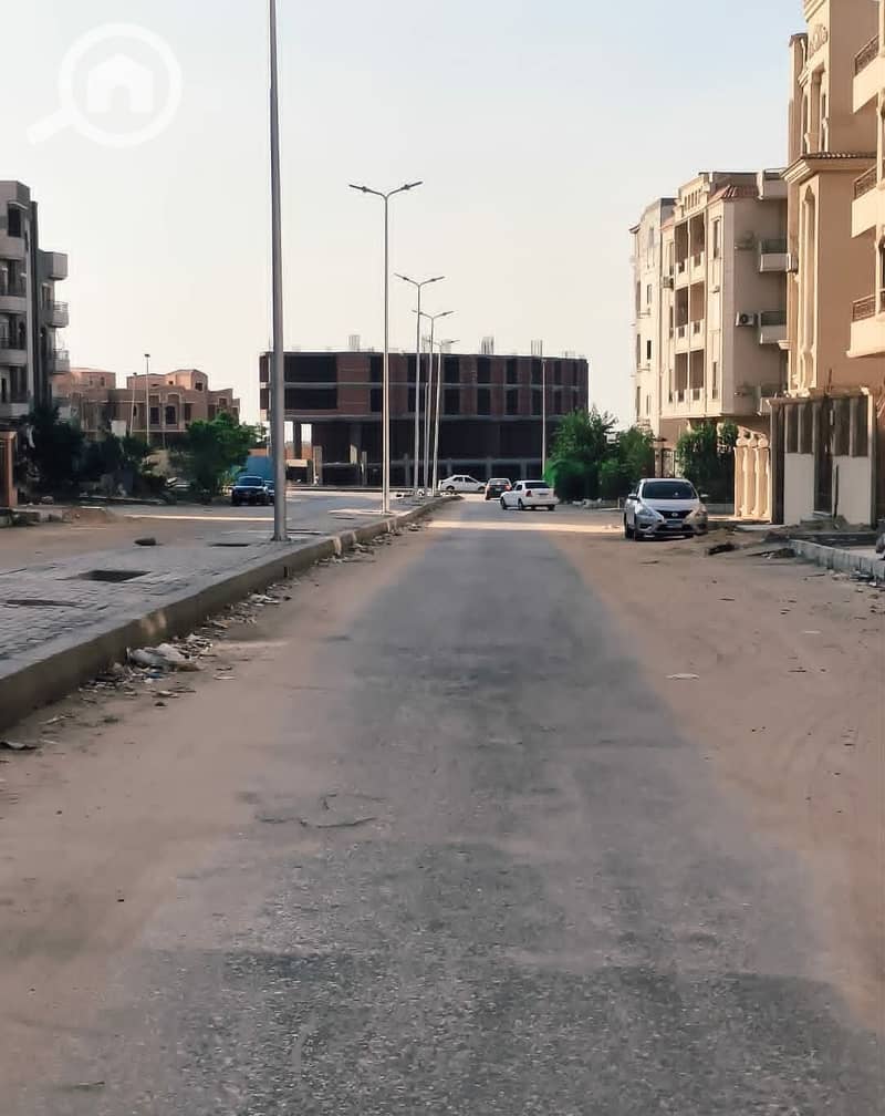Apartment for sale at a bargain price in Al-Andalus 1, with a share of a clear northern garage, 200 sqm, on the first floor, semi-finished, immediate delivery with an electricity meter. - Ansicht 5