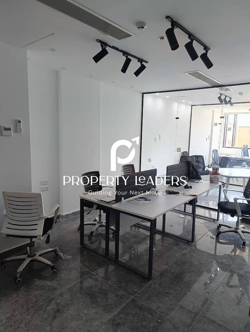 Office for sale in polygon - Sodic - Furnished - El Sheikh Zayed - Widok 4