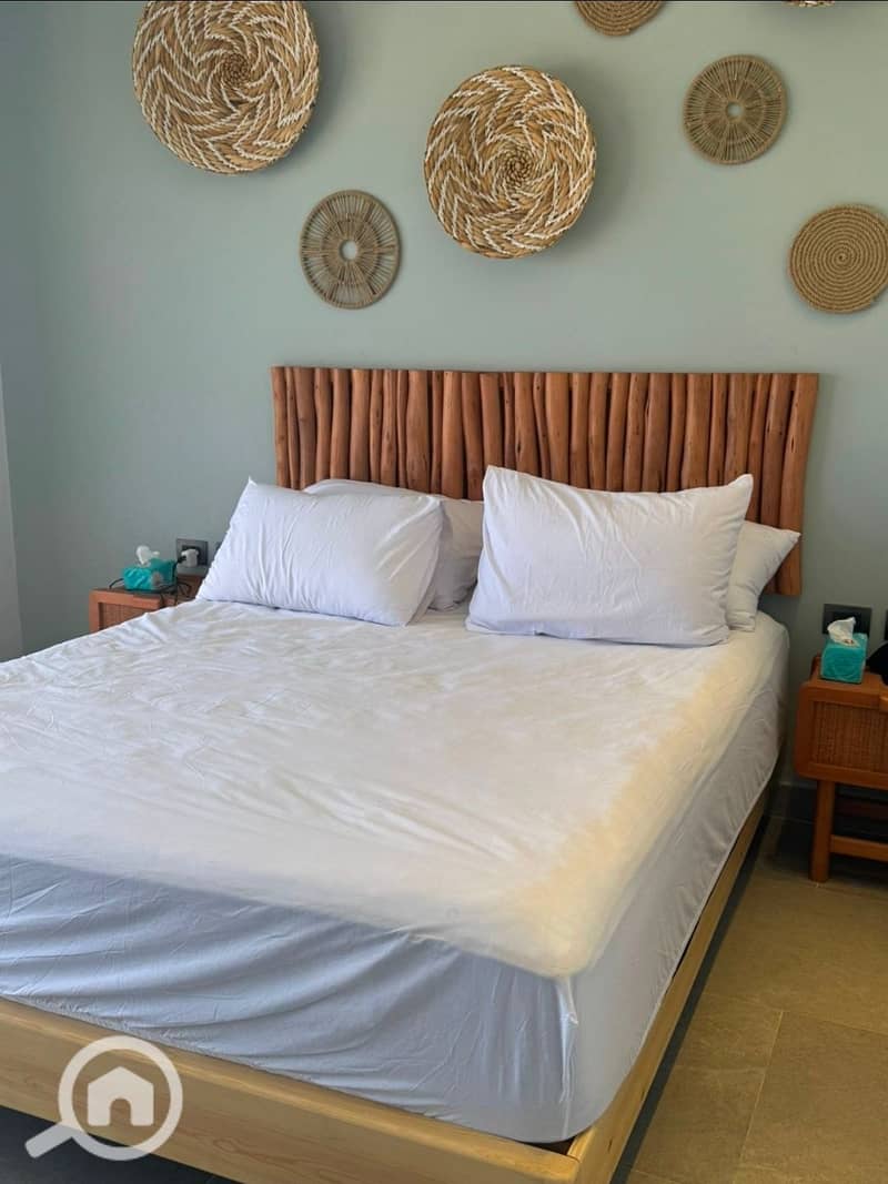 3 1000336713. jpg