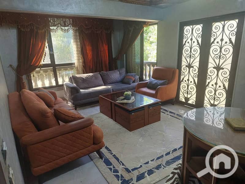 4 1000760889. jpg
