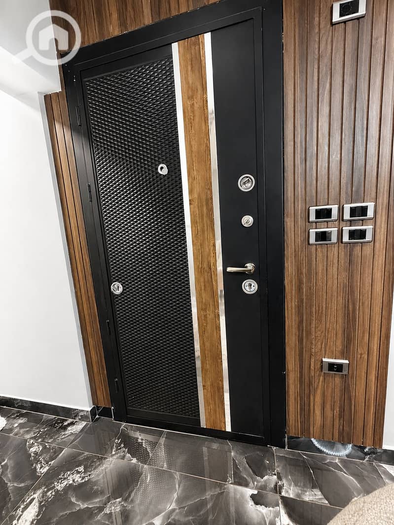 42 Door from inside . PNG