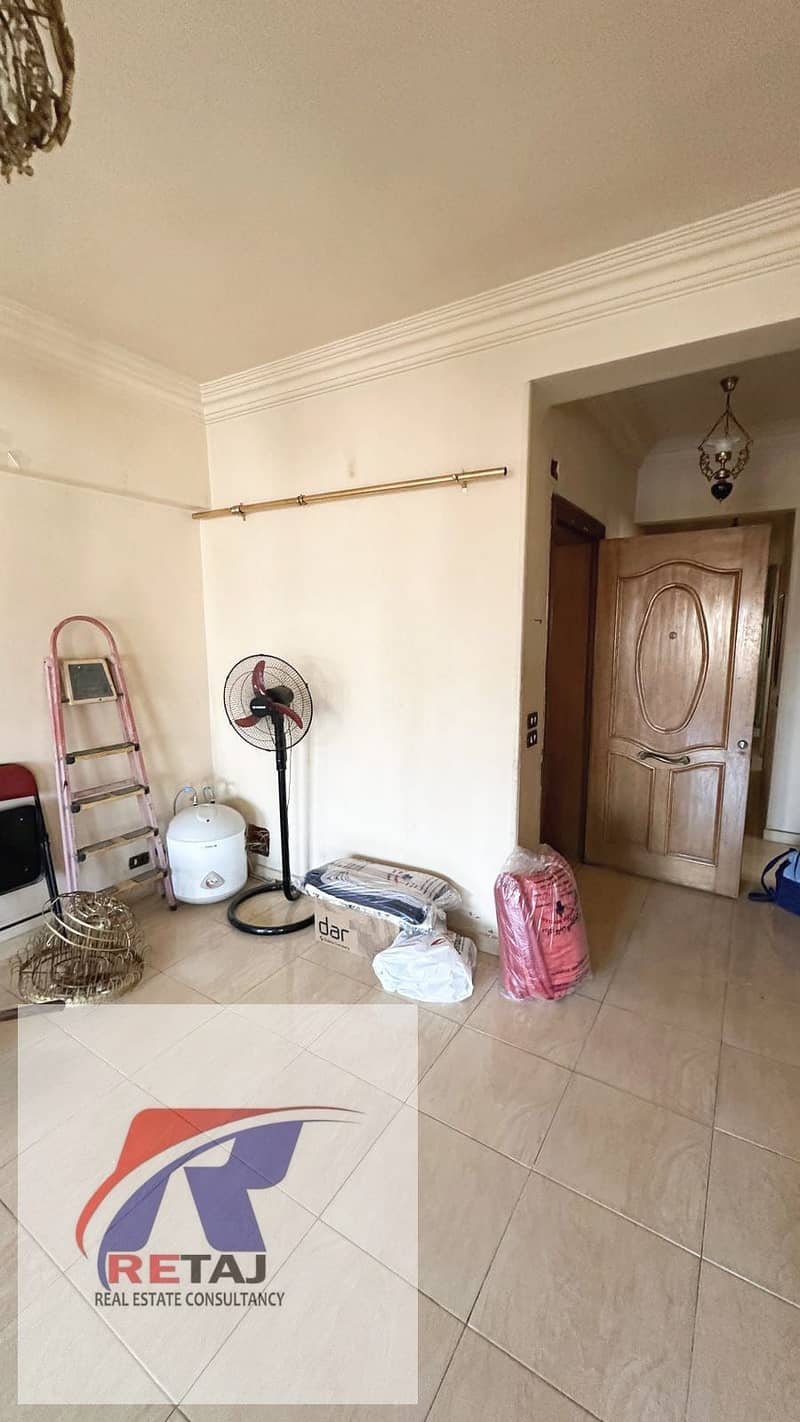 Apartment for sale with ultra-super-luxurious finishing in one of the most prestigious locations in New Cairo's Fifth Settlement, in the Al Narges - Aanzicht 4