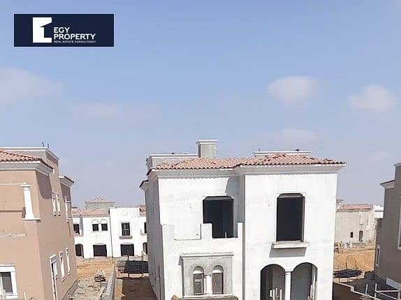 Townhouse Villa For sale In City Gate New Cairo With Installments Till 2031 - Vista 3