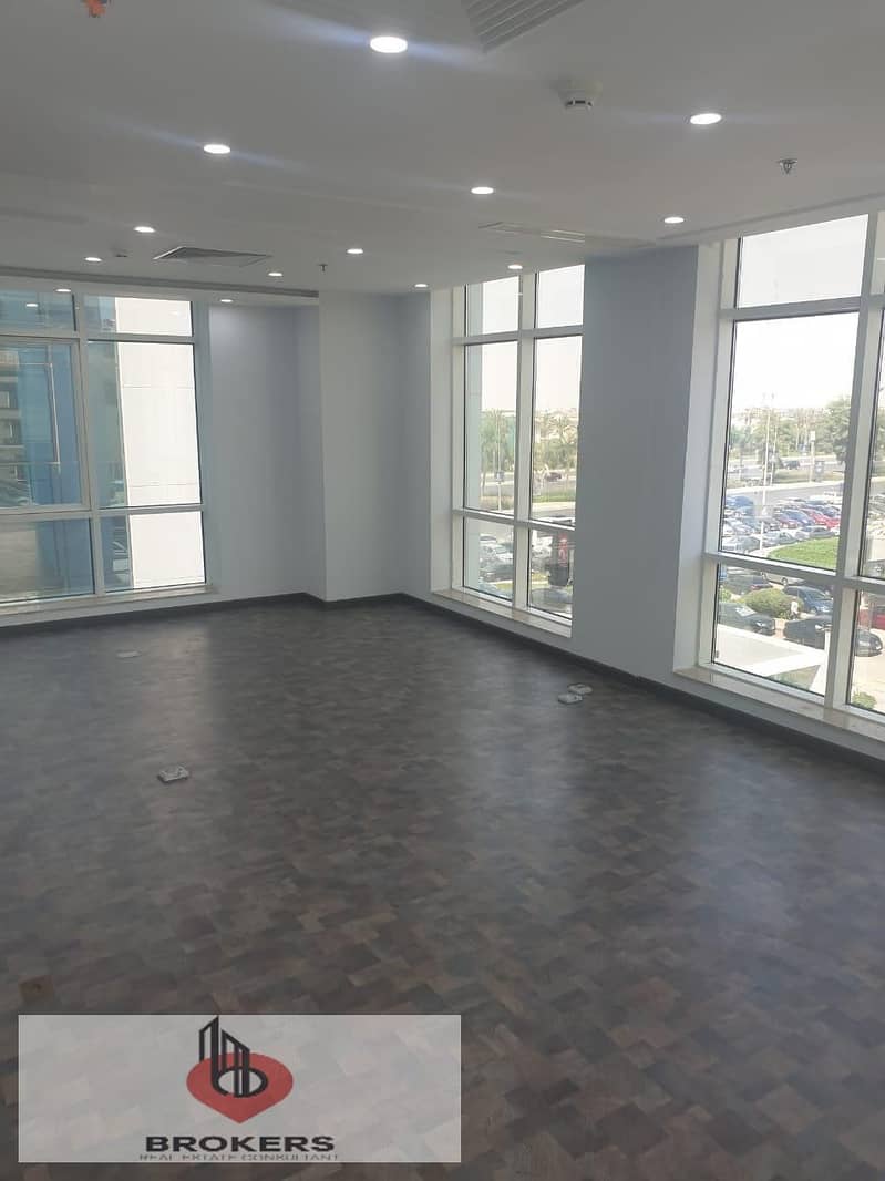 Fully Finished office for Rent in Trivium Complex - Widok 6