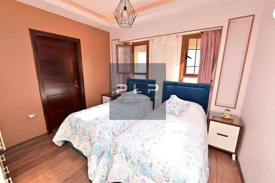 Standalone villa for rent fully finished with furniture and air conditioning in a prime location at Hyde Park Compound New Cairo on South 90th Street - Vista 6