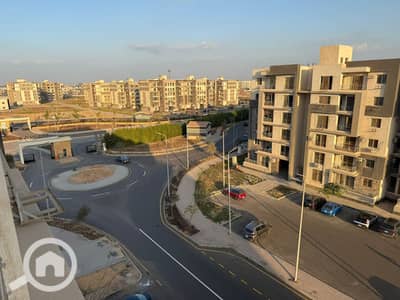 3 Bedroom Apartment for Sale in 6th of October, Giza - 3fb36dd3-4da7-4b50-8acf-b3e13aa42ac8. jpg