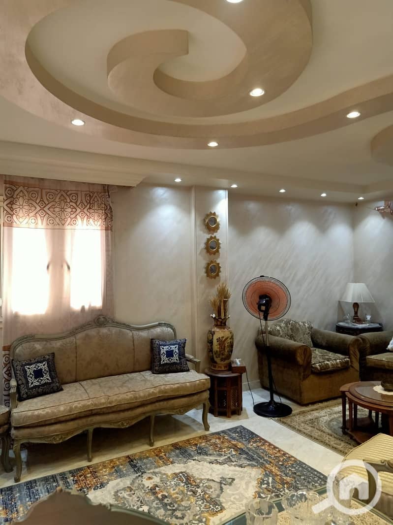 Roof for sale directly on North Ninety | 200m with 40m terrace | Al-Banfsej 3 – Fifth Settlement - Bild 3