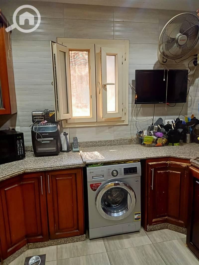 Roof for sale directly on North Ninety | 200m with 40m terrace | Al-Banfsej 3 – Fifth Settlement - Bild 5