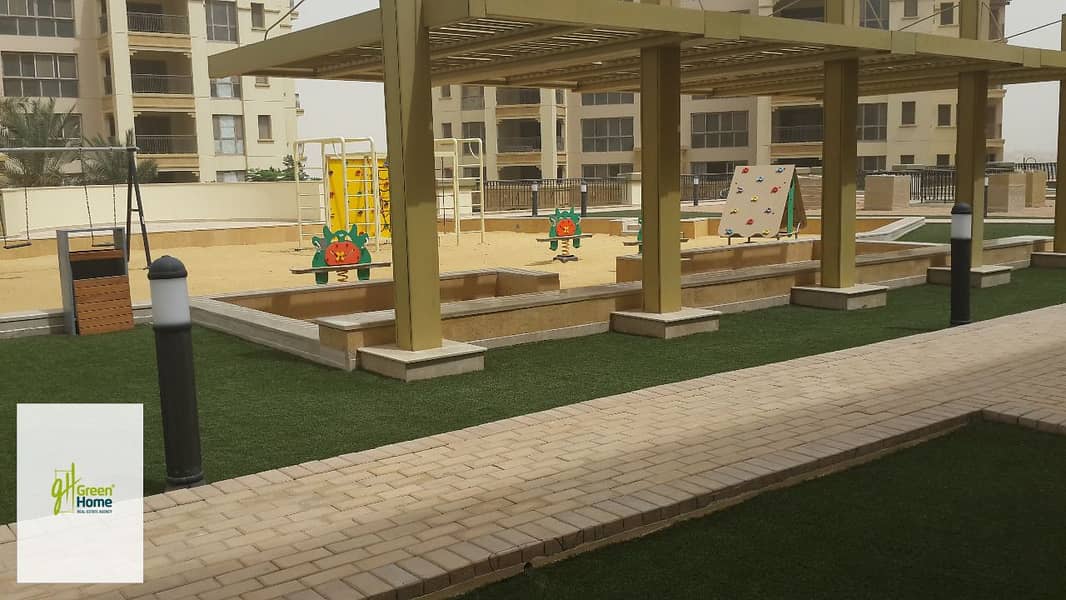 4 03d0a7c0-1f8a-4e6a-8721-8ea5beb366e9. jpg
