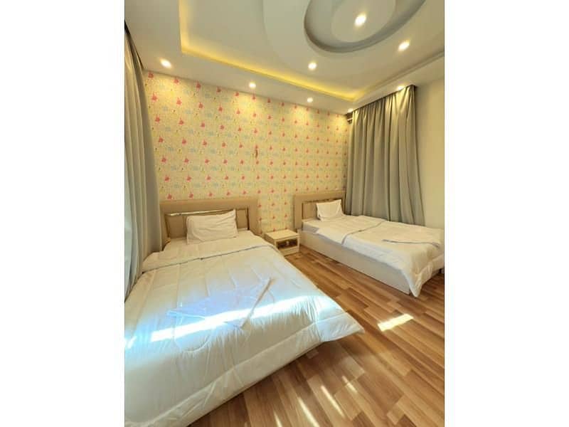 4 5ab4ba52-492f-403e-813e-bb100f4d9fa6. jpg