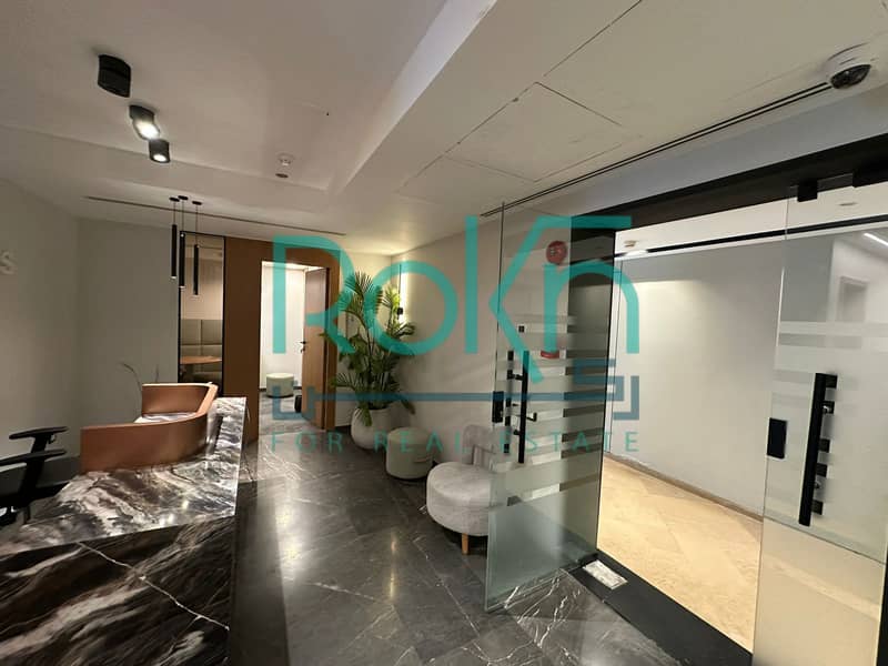 Furnished office for rent-plaza view in Park street - Widok 4