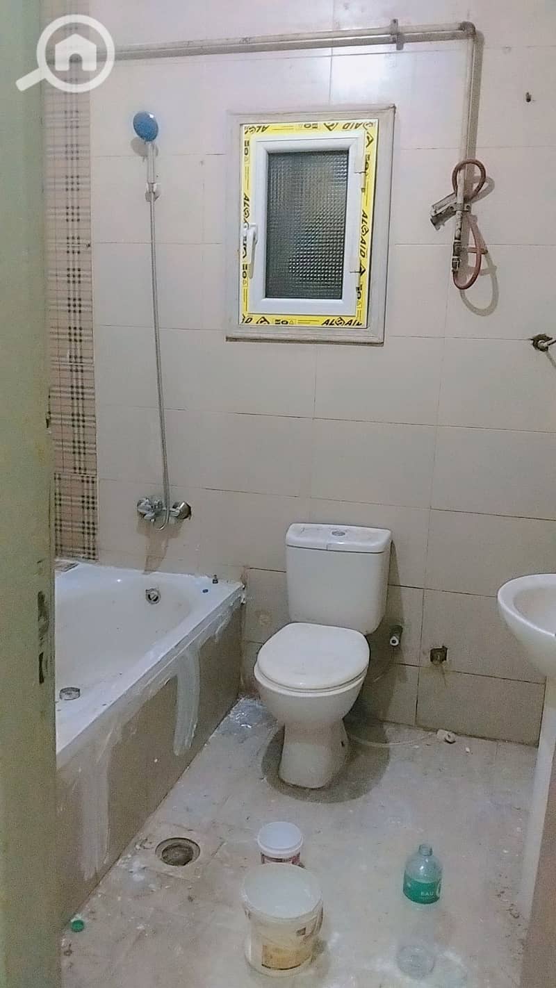2 120937. jpg