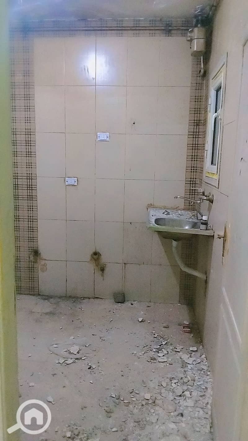 8 120935. jpg