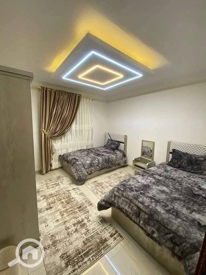 7 1000151224. jpg