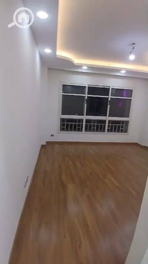 23 ec12add1-62f9-49e5-9027-58c342eda738. jpg