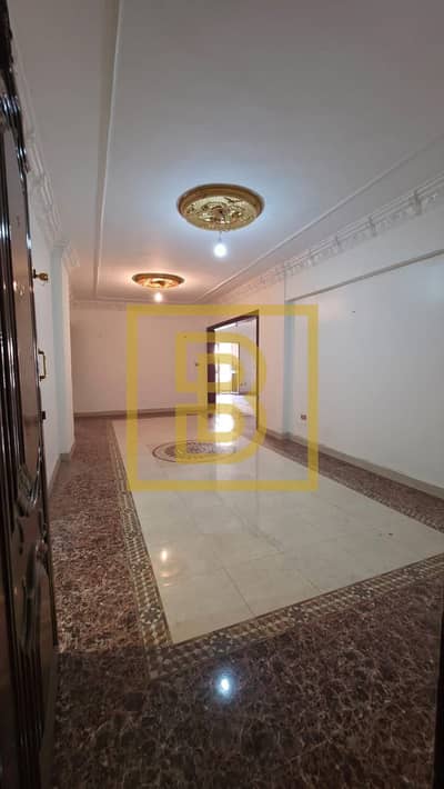 فلیٹ 3 غرف نوم للبيع في ستانلي، الإسكندرية - a3e8d26f-7d8c-4119-af75-9c813ff85a74. jpg فلیٹ 3 غرف نوم للبيع في ستانلي، الإسكندرية - a3e8d26f-7d8c-4119-af75-9c813ff85a74. jpg