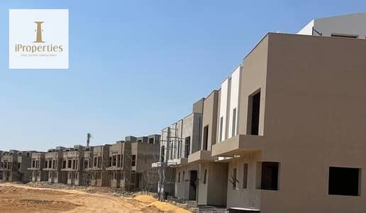 4 Bedroom Townhouse for Sale in Mostakbal City, Cairo - 81b76d7c-9200-4e56-8f5a-3ec624843652. jpg 4 Bedroom Townhouse for Sale in Mostakbal City, Cairo - 81b76d7c-9200-4e56-8f5a-3ec624843652. jpg