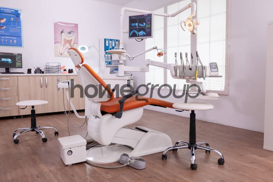4 empty-modern-teethcare-stomatology-hospital-office-with-nobody-it-equipped-with-dental-intruments-ready-orthodontist-healthcare-treatment-tooth-radiography-images-display. jpg
